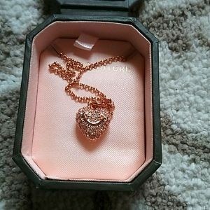 Juicy Couture NWT necklace